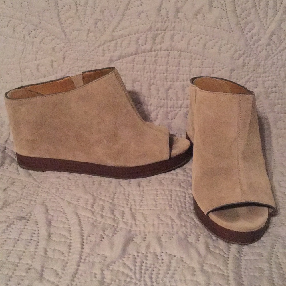 Sarto peep toe wedge